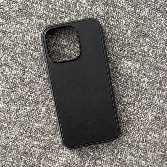 Black iPhone 16 Pro Case - Picture 1 of 2